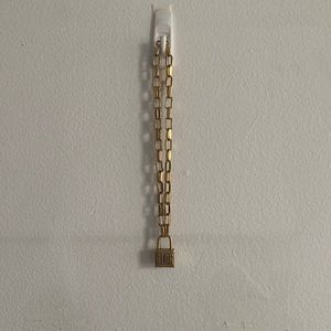 Dior lock chain